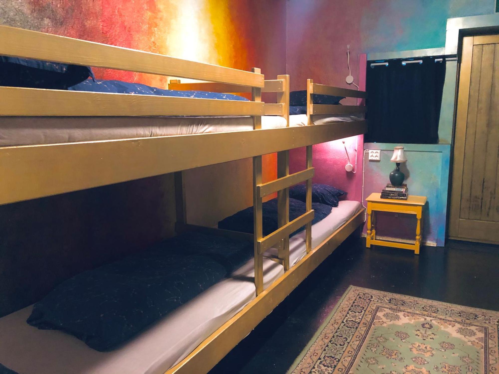 The Freezer Hostel & Culture Center Hellissandur Rum bild